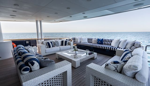 Benik Yacht 4