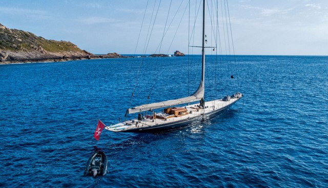 Rainbow Yacht 2