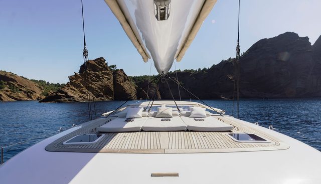 Vaimiti Yacht 2