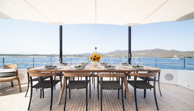 Fox Yacht 4