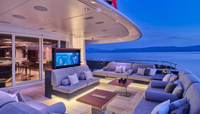 Totem Yacht 4