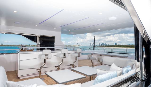 Aura Yacht 2