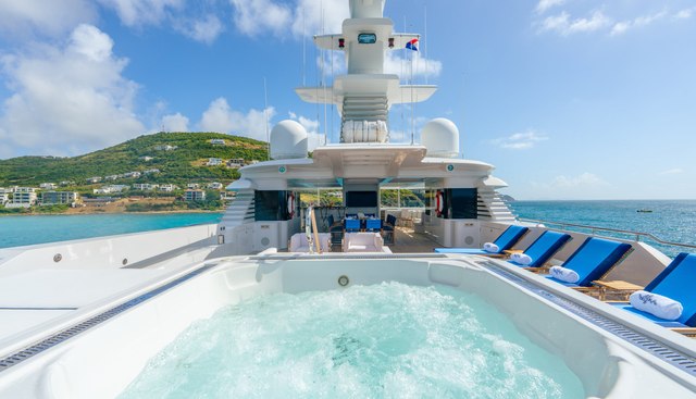 Victoria Del Mar Yacht 2