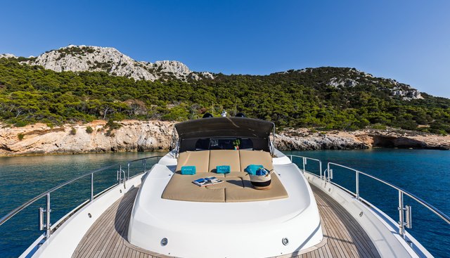 Blade 6 Yacht 2