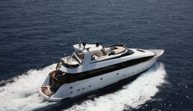 L'Or Yacht 4