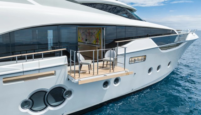 Rocco Yacht 4