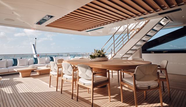 Xwave Yacht 4