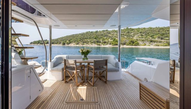 Apollo Yacht 4
