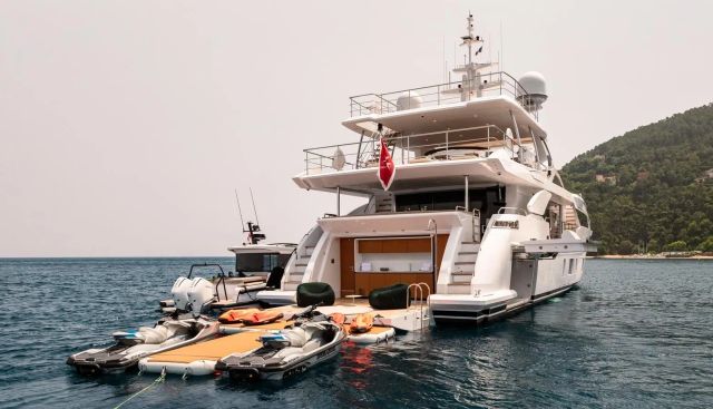 Mikoh Yacht 5