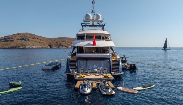 Talia Yacht 5