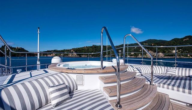 Bash Yacht 2