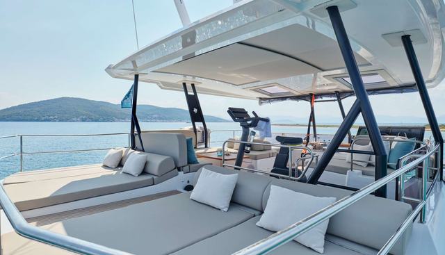 Elly Yacht 3