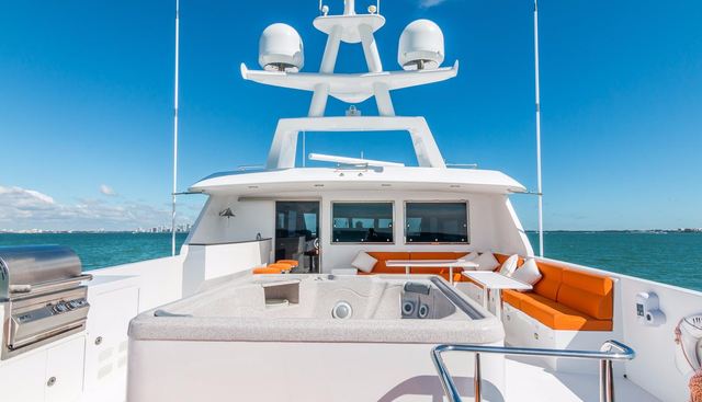 Robin's Nest II Yacht 2