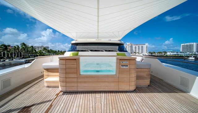 Adios Yacht 3