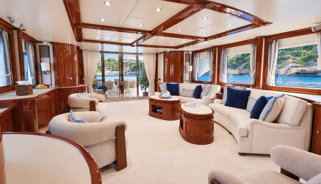 Friendship Yacht 5