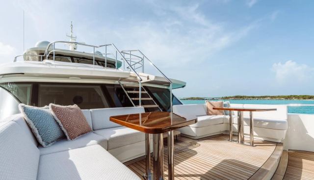 Midnight Saga Yacht 2