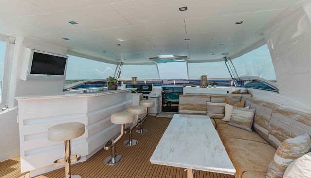 Midnight Moon Yacht 3