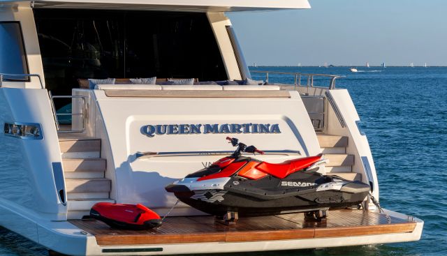 Queen Martina Yacht 5