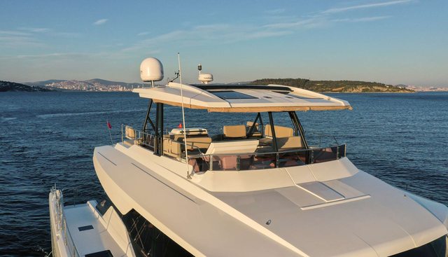 Ariva Yacht 4