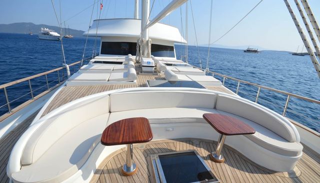 Gul Sultan Yacht 2