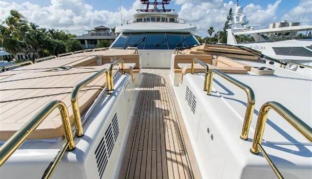 Cabernet Yacht 2