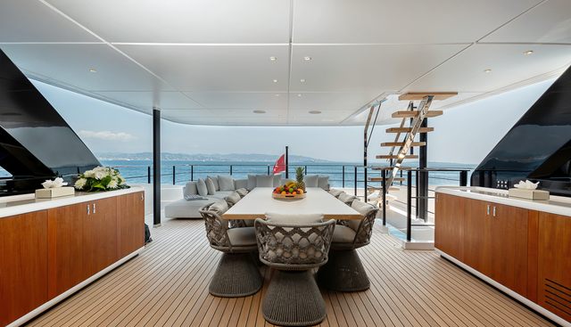 Lady Dia Yacht 4