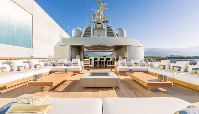 Geco By G.Armani Yacht 3