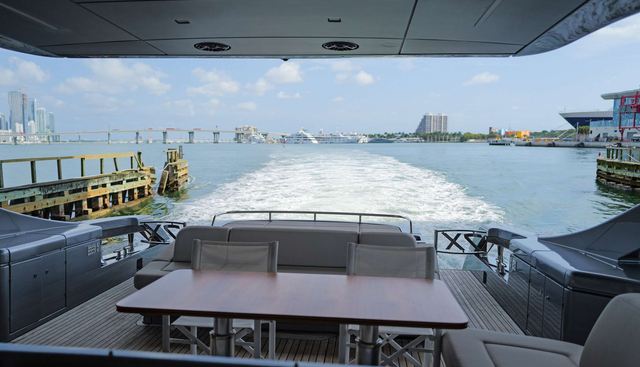 Amici Yacht 4