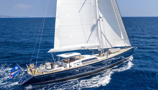 Lady 8 Yacht 5