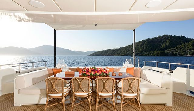 Lady Luna Yacht 4