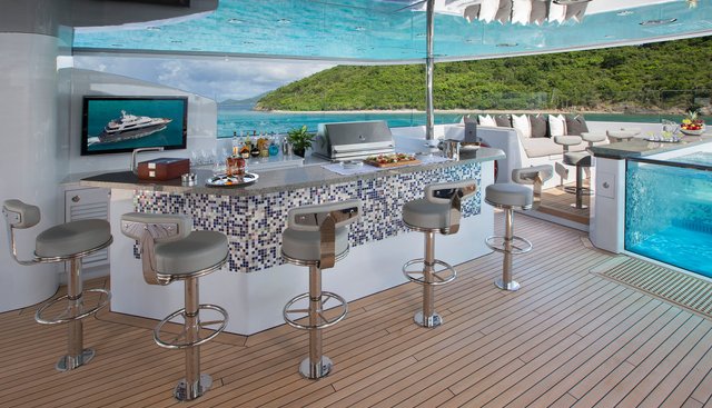 Muchos Mas Yacht 3