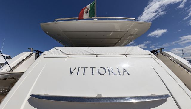 Vittoria Yacht 4