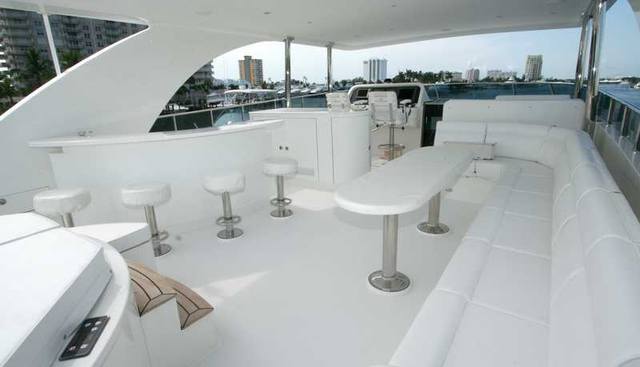 Vitesse Yacht 3