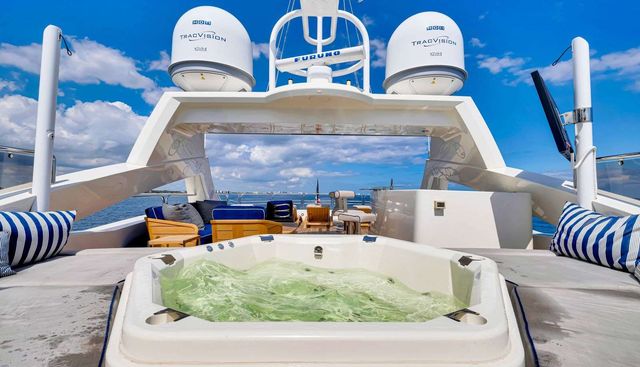 Natural 9 Yacht 3