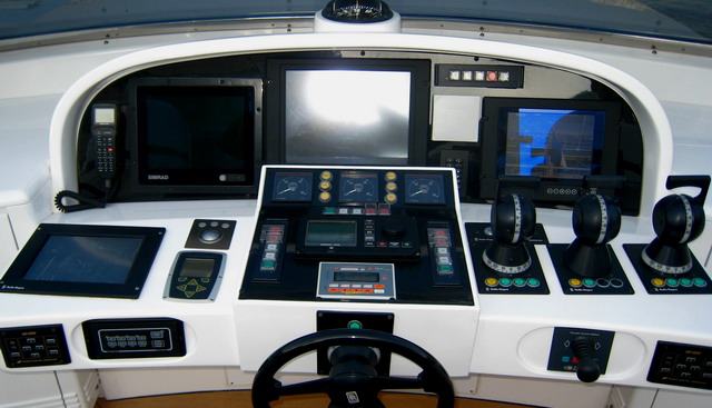 Athos Yacht 3