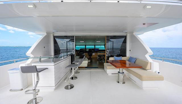 Aqua Life Yacht 4