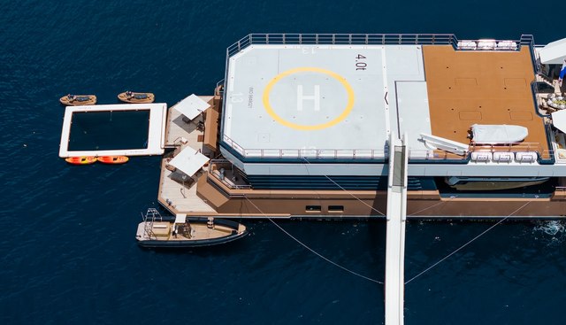 La Datcha Yacht 5