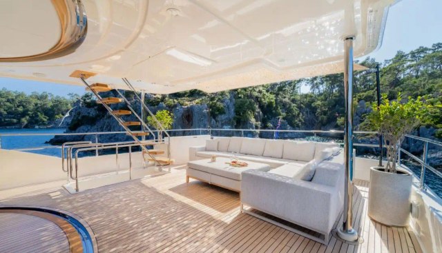 Milena Yacht 4