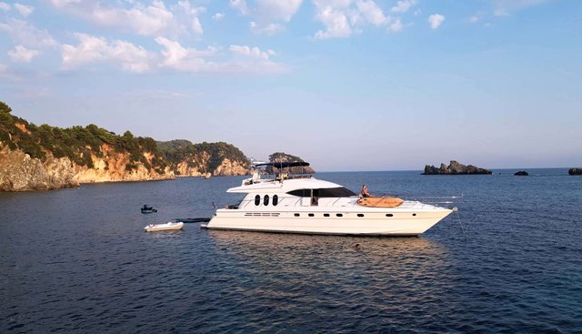 Esperanza Yacht 5