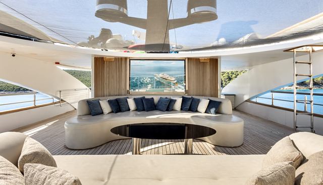 Bella Yacht 2