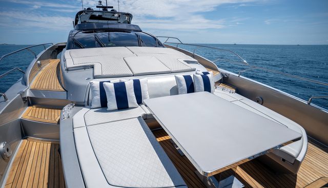 Illusion Yacht 2