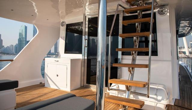 Vogue Yacht 4