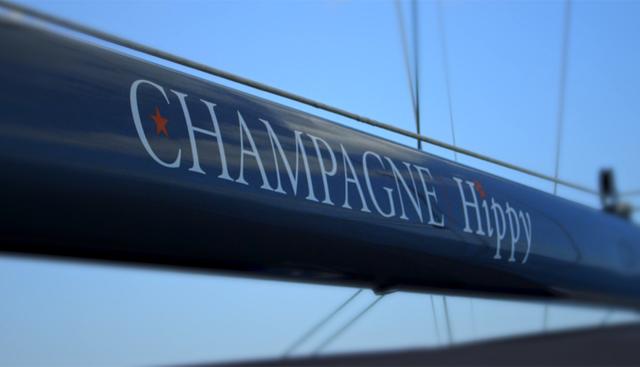 Champagne Hippy Yacht 4