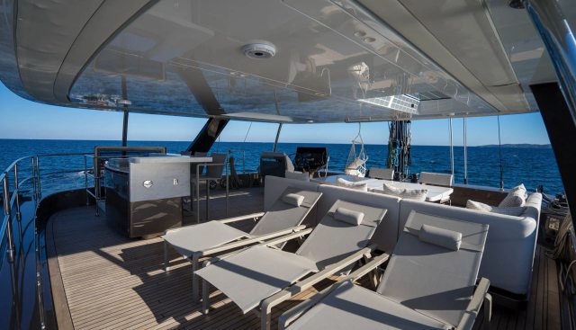 Aura Yacht 3