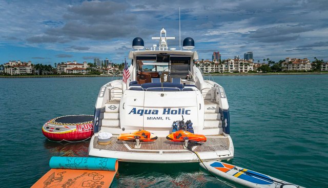 Aquaholic Yacht 5