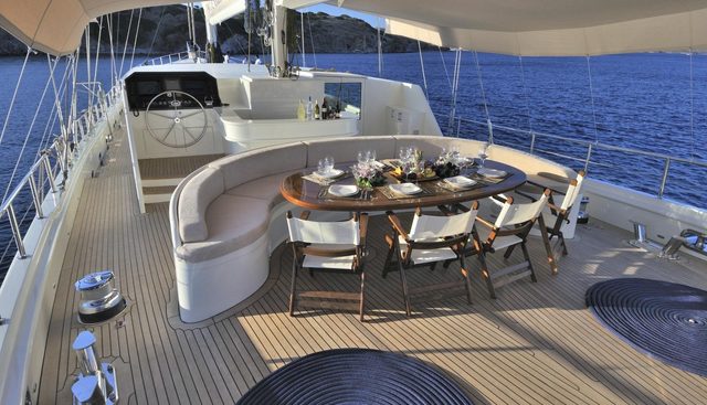 Dolce Mare Yacht 3