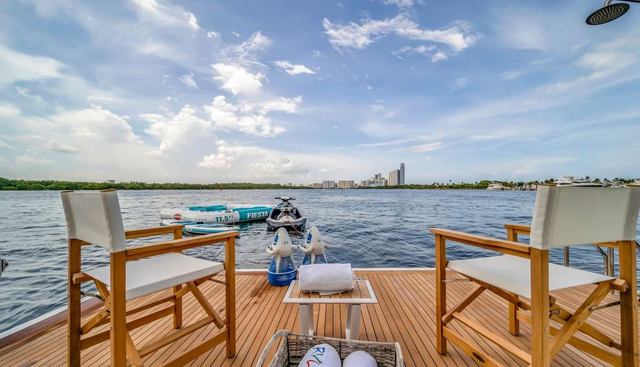 Rylax Yacht 4