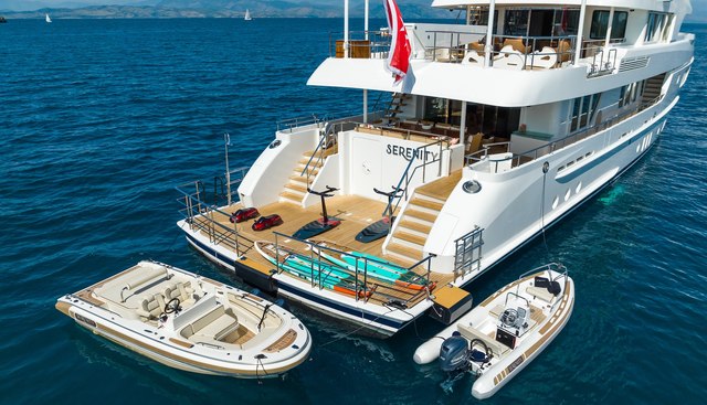 Serenity Yacht 5
