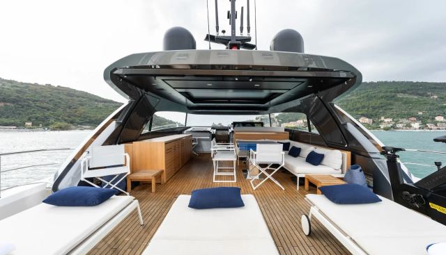 Estia Yacht 3