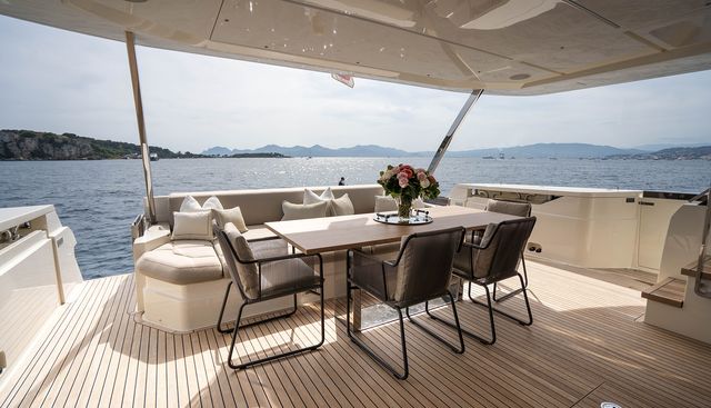 Astonsea Yacht 4